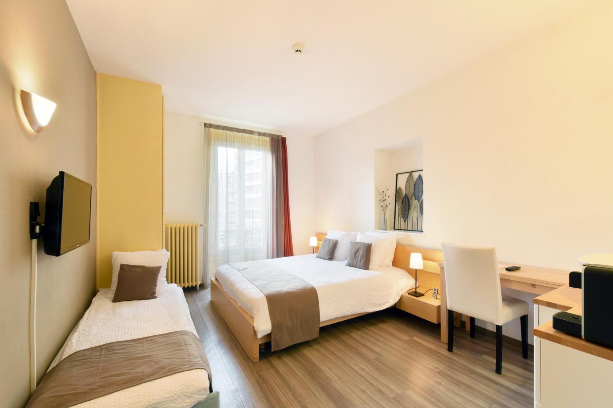 Hotel Du Marche Лозана Стая снимка