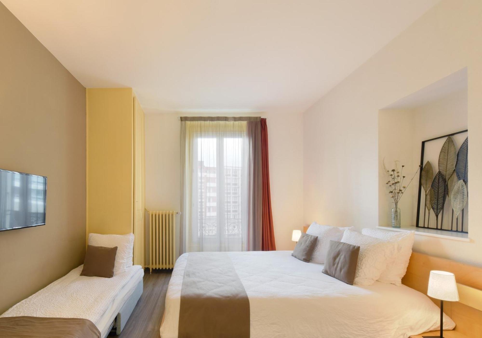 Hotel Du Marche Лозана Стая снимка