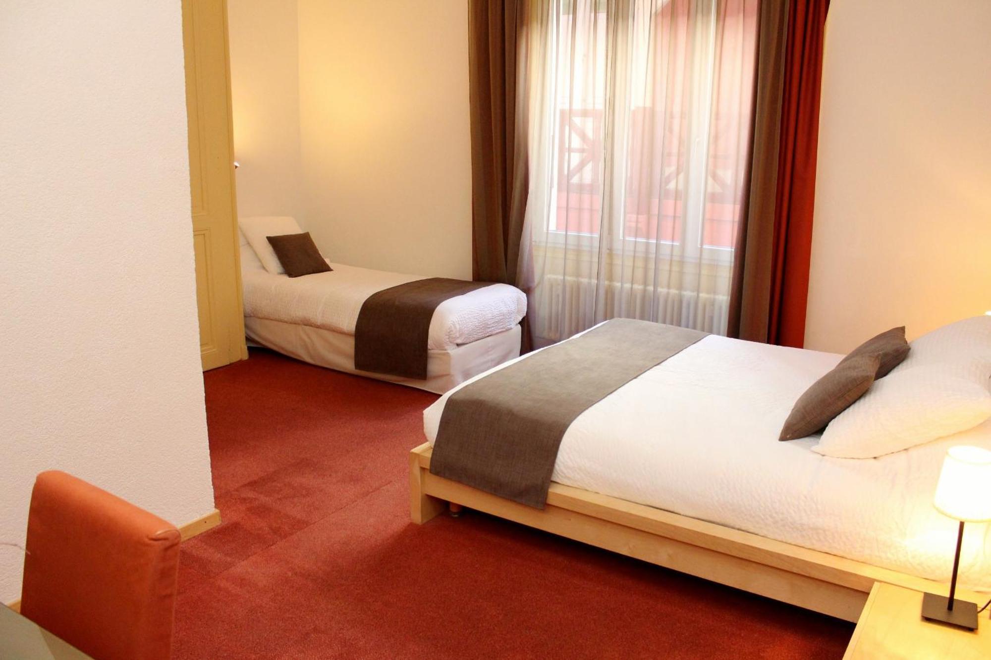 Hotel Du Marche Лозана Стая снимка
